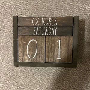 Rae Dunn block calendar